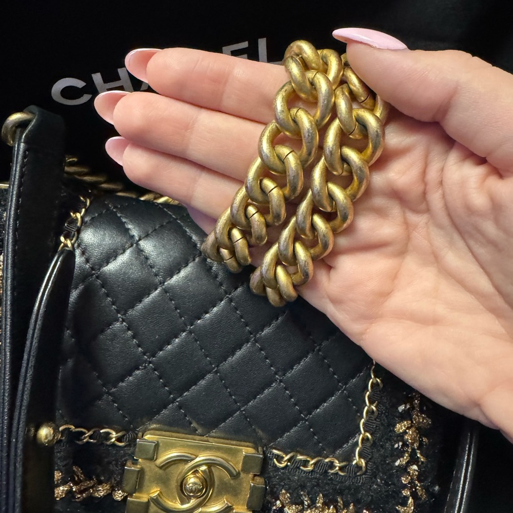 Chanel LIMITED EDITION SMALL BOY BAG TWEED JACKET - Picture 4 of 5